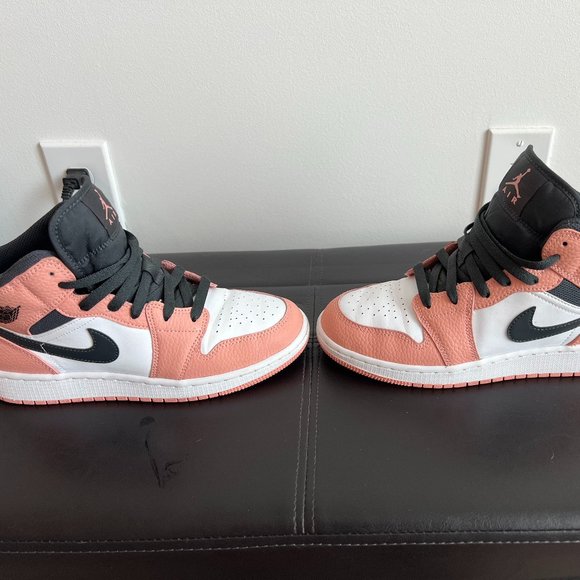 Nike Air Jordan 1 Mid GS "Pink Quartz" - Picture 3 of 5